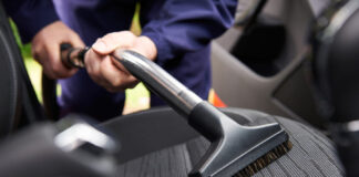 Pulire i sedili della vostra auto: ecco come si fa