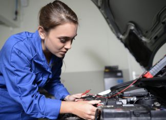 Manutenzione dell’ aria condizionata dell’auto