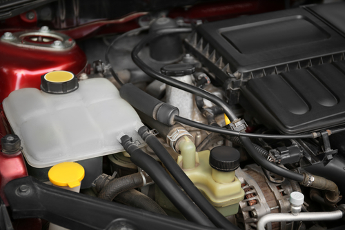 Liquido refrigerante nell'auto – Certa quantità di calore nel motore è necessaria