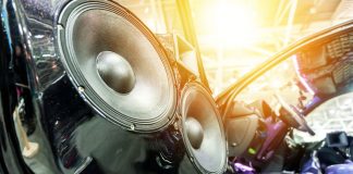Sostituzione dell' autoradio: come procedere con l'installazione e la disinstallazione