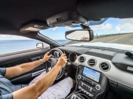 Nuova autoradio non funziona – cosa fare?