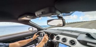 Nuova autoradio non funziona – cosa fare?