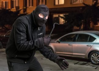 Installazione dell’ antifurto per l’auto – prevenzione del furto dell’auto e dei suoi componenti