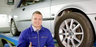 Auto sbanda da sinistra a destra – Come sostituire gli ammortizzatori e le molle!