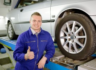 Auto sbanda da sinistra a destra – Come sostituire gli ammortizzatori e le molle!
