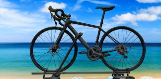 Portabiciclette o portabici per auto: Sul tetto o sulla parte posteriore dell’auto – portate la vostra bici con voi!