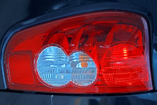 sostituire le luci posteriori