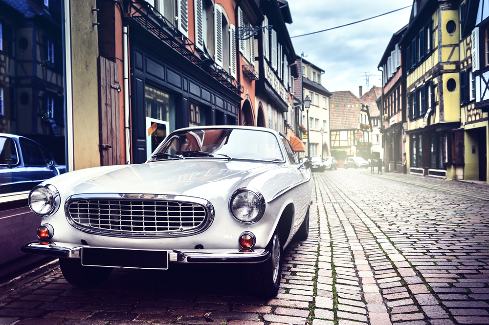le auto classiche e un esperto di valutazione