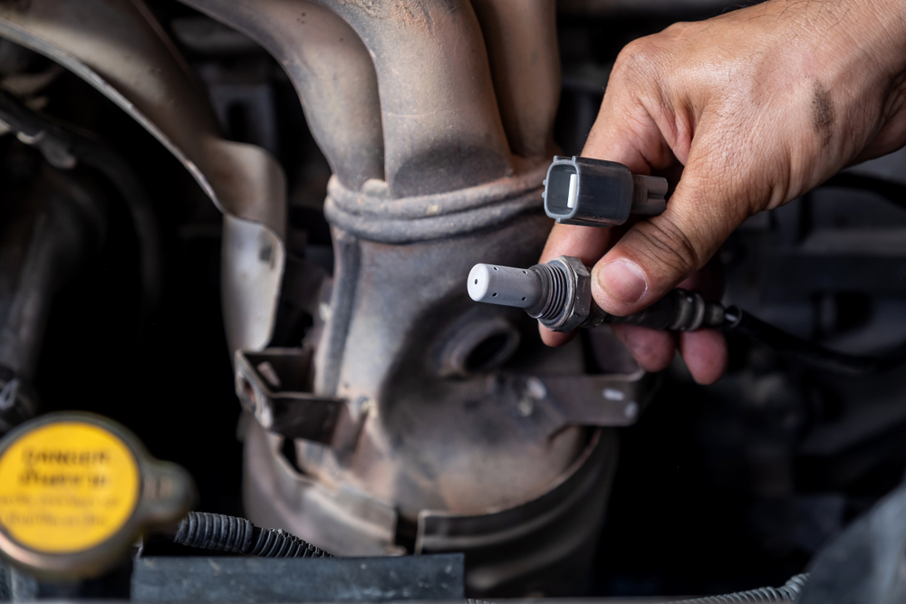 Collegamento a spina dei sensori dell'auto