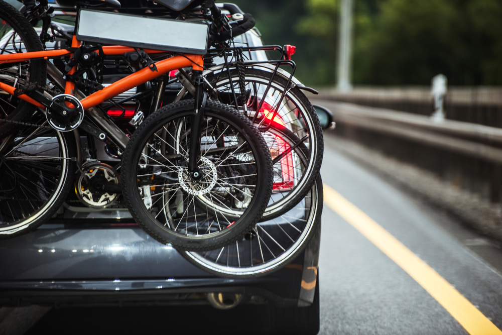 Appositi ganci di traino per i rimorchi per biciclette