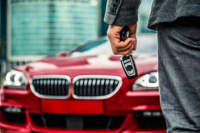 Sostituzione del BMW doppio rene – fine-tuning con la modifica della calandra a forma di rene