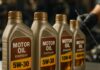Come scegliere l’olio motore: tipi, proprietà, caratteristiche, densità e consigli per la lettura delle etichette